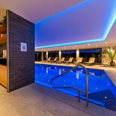 L'escale - Piscine & Escalles