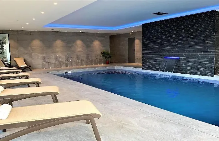 L'escale - Piscine&spa Hotel 3*