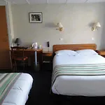 L'escale 3*