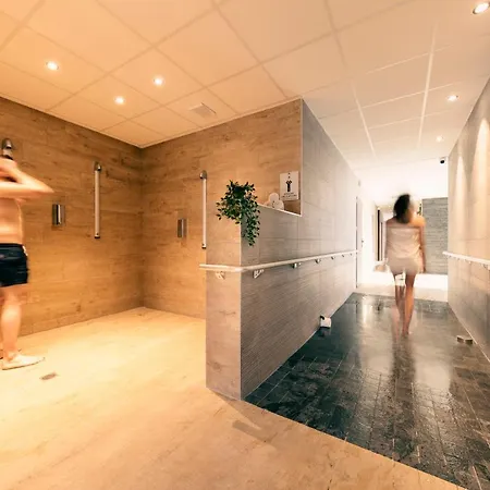 L'escale - Piscine & Hotel 3*