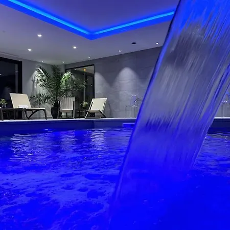 L'escale - Piscine & 3* 에스칼르