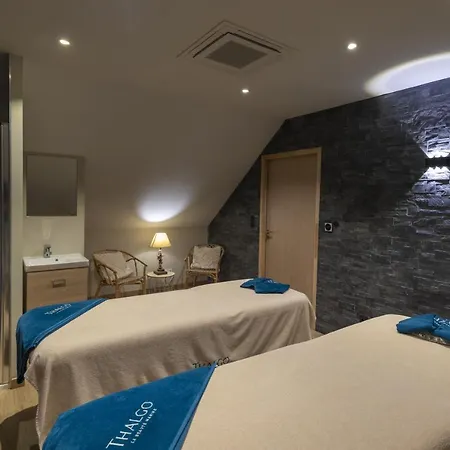 L'escale - Piscine & 3*