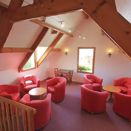 L'escale - Piscine & Hotel