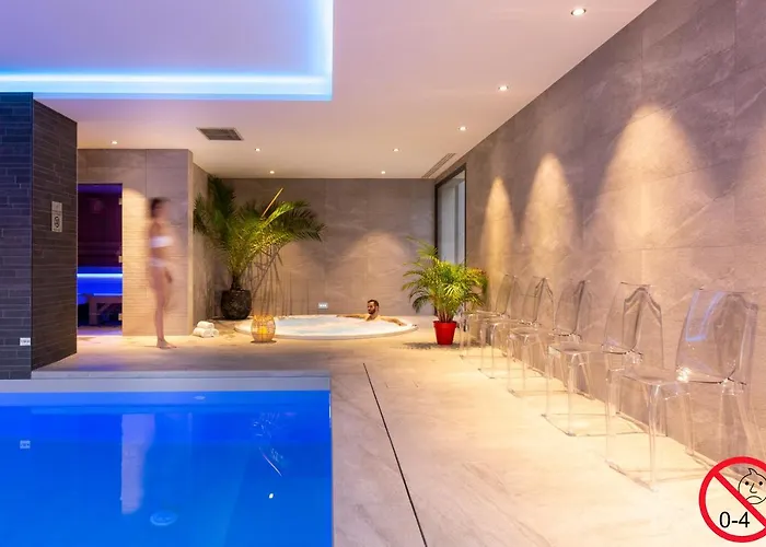 Hotel L'escale - Piscine & Escalles