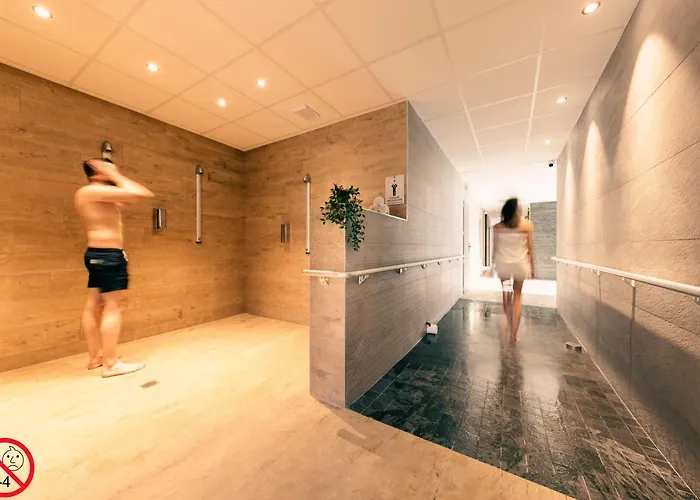 L'escale - Piscine & Hotel 3*