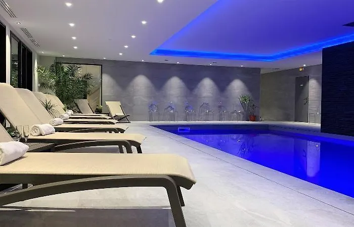 Hotel L'escale - Piscine & Escalles